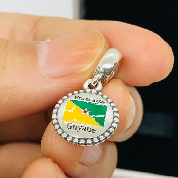 ✨🔥Pandora Francaise Guyane flag Exclusive Dangle charm French Guiana charm - Picture 1 of 4